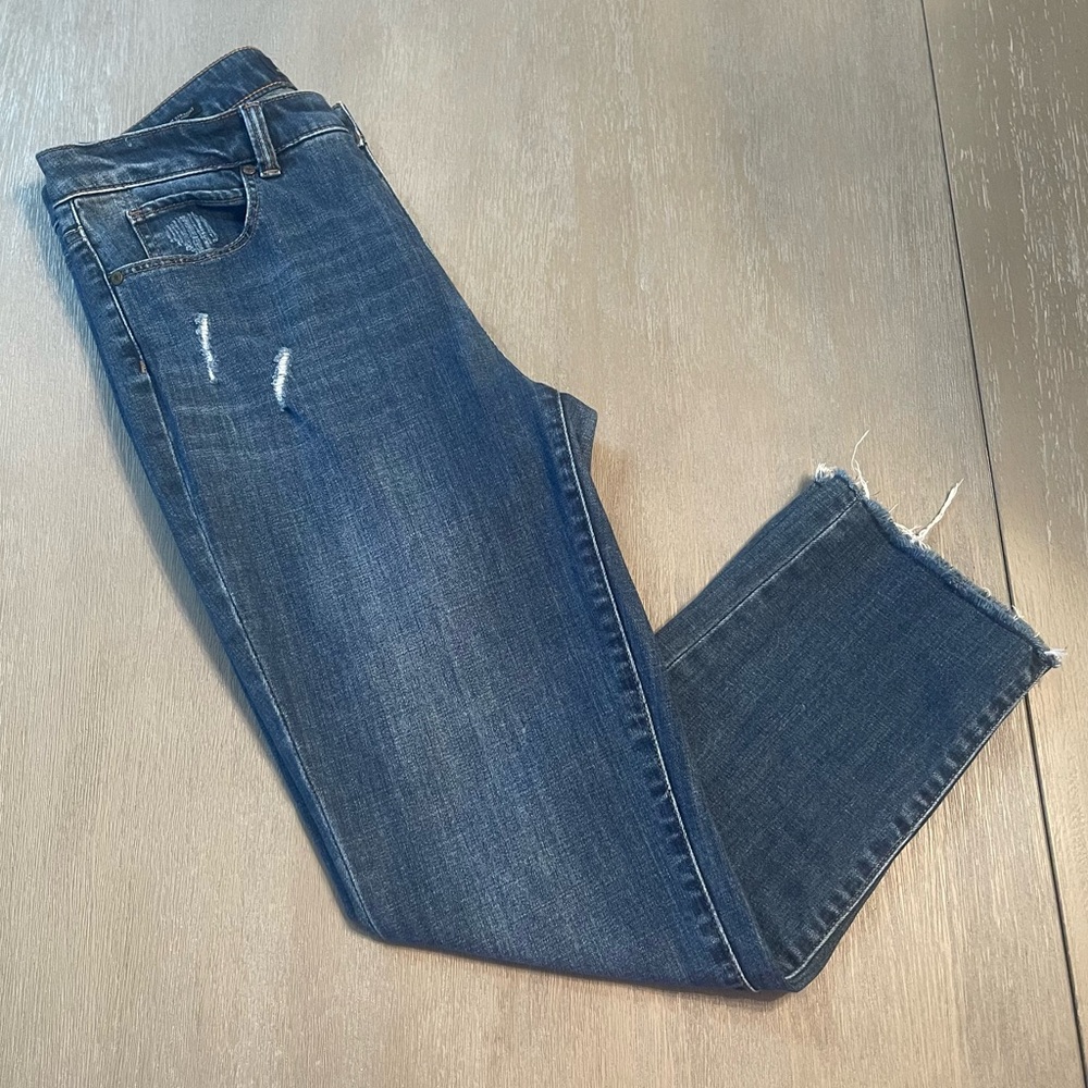 Talbots Slim Straight distressed raw hem women’s jeans Size 8 western casual